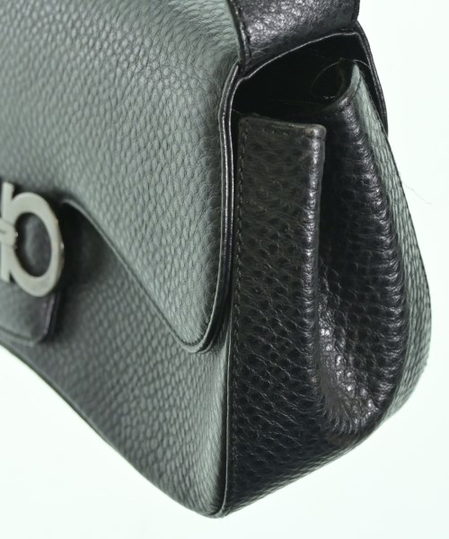 Salvatore Ferragamo（サルバトーレフェラガモ）ショルダーバッグ 黒 サイズ:- レディース/2200598659194