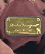 Salvatore Ferragamo（サルバトーレフェラガモ）ショルダーバッグ 赤 サイズ:- レディース/2200598659439