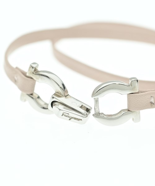 Salvatore Ferragamo（サルバトーレフェラガモ）ブレスレット・バングル シルバー サイズ:- レディース/2200598660015