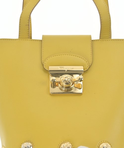 Salvatore Ferragamo（サルバトーレフェラガモ）ハンドバッグ 黄 サイズ:- レディース/2200627237669