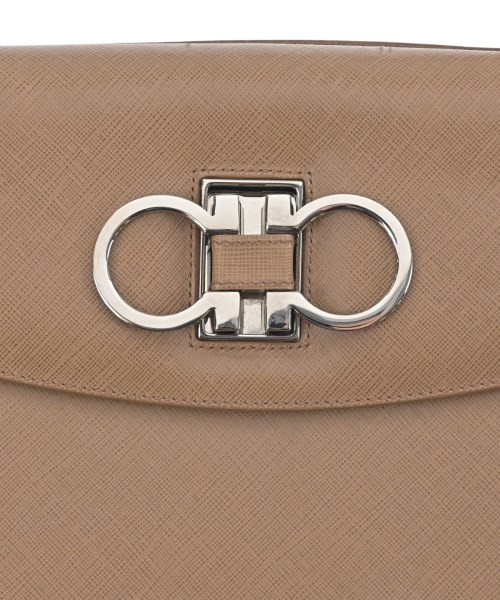 Salvatore Ferragamo（サルバトーレフェラガモ）ハンドバッグ ベージュ サイズ:- レディース/2200627238819