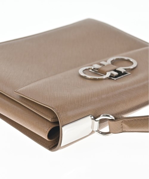 Salvatore Ferragamo（サルバトーレフェラガモ）ハンドバッグ ベージュ サイズ:- レディース/2200627238819