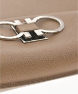 Salvatore Ferragamo（サルバトーレフェラガモ）ハンドバッグ ベージュ サイズ:- レディース/2200627238819