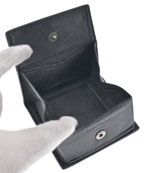 Salvatore Ferragamo（サルバトーレフェラガモ）財布・コインケース 黒 サイズ:- レディース/2200631986089