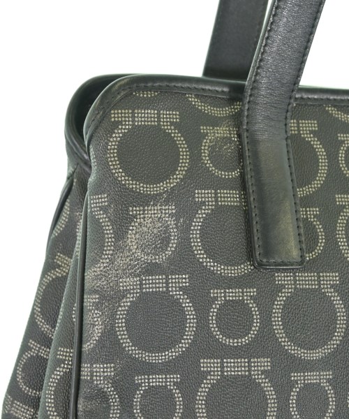 Salvatore Ferragamo（サルバトーレフェラガモ）ハンドバッグ 黒 サイズ:- レディース/2200614244168