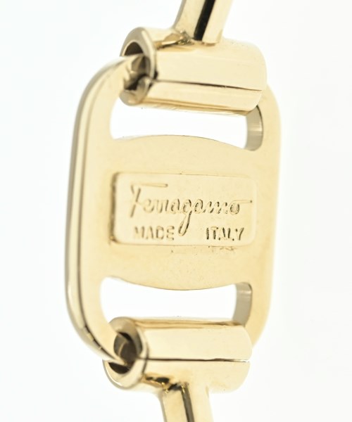 Salvatore Ferragamo（サルバトーレフェラガモ）ブレスレット・バングル ゴールド サイズ:- レディース/2200614245318