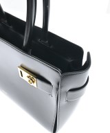 Salvatore Ferragamo（サルバトーレフェラガモ）ハンドバッグ 黒 サイズ:- レディース/2200619756017