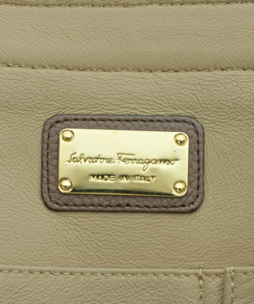 Salvatore Ferragamo（サルバトーレフェラガモ）ハンドバッグ 茶 サイズ:- レディース/2200619974107