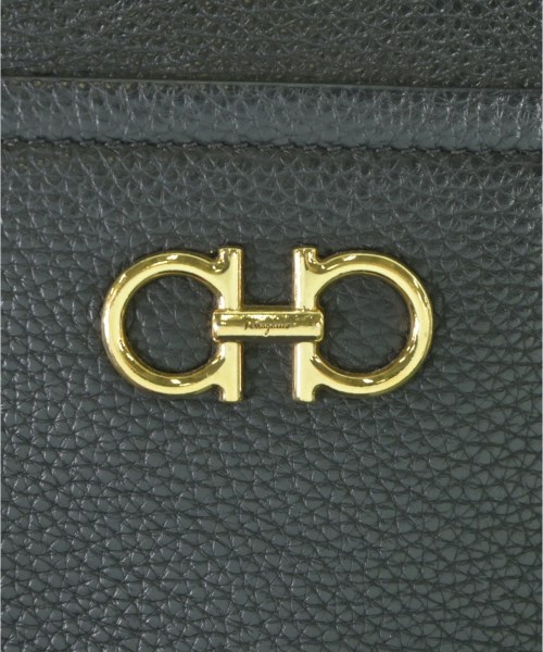 Salvatore Ferragamo（サルバトーレフェラガモ）ショルダーバッグ 黒 サイズ:- レディース/2200619974305