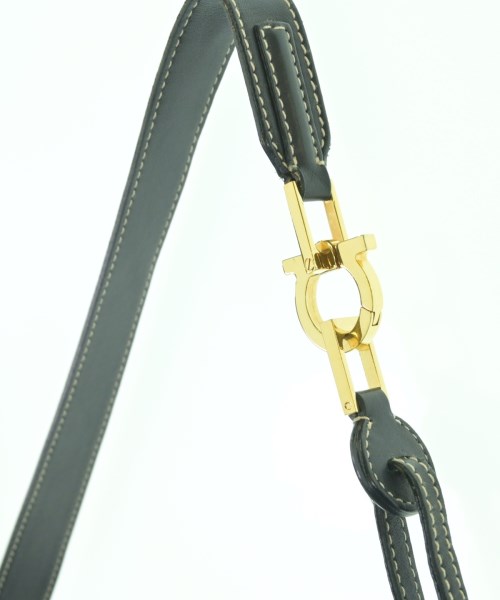 Salvatore Ferragamo（サルバトーレフェラガモ）ショルダーバッグ 黒 サイズ:- レディース/2200619974473