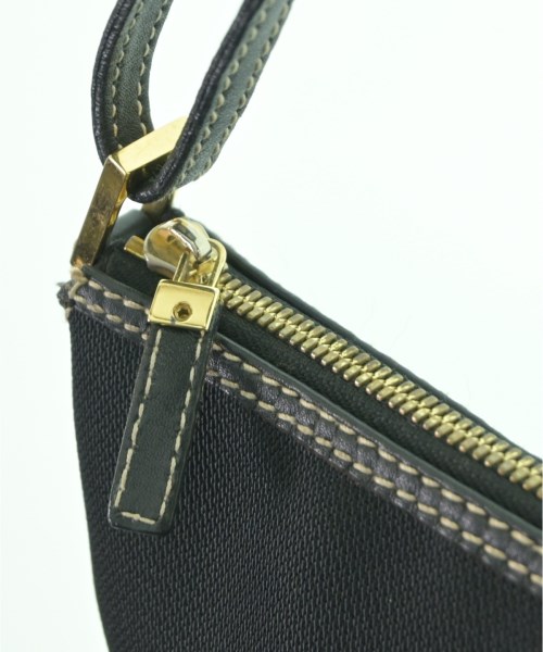 Salvatore Ferragamo（サルバトーレフェラガモ）ショルダーバッグ 黒 サイズ:- レディース/2200619974473