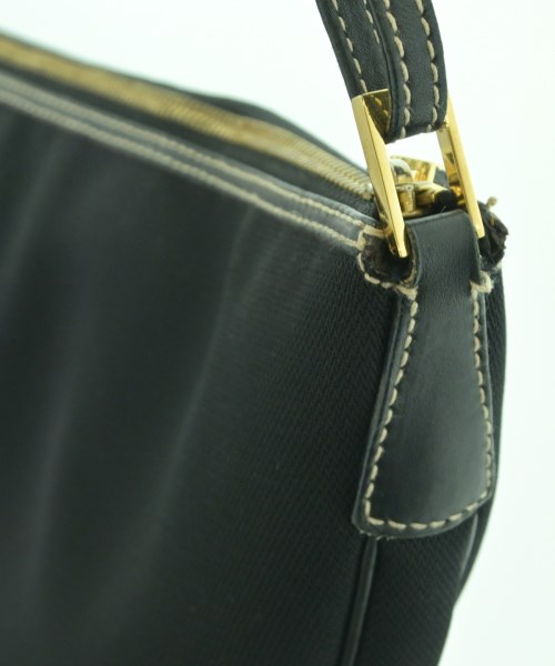 Salvatore Ferragamo（サルバトーレフェラガモ）ショルダーバッグ 黒 サイズ:- レディース/2200619974473