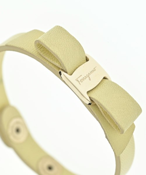 Salvatore Ferragamo（サルバトーレフェラガモ）ブレスレット・バングル 黄 サイズ:- レディース/2200619975432