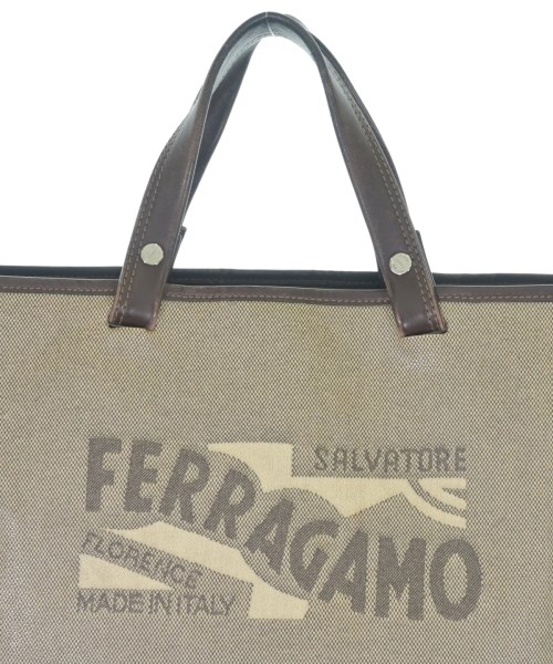 Salvatore Ferragamo（サルバトーレフェラガモ）トートバッグ 茶 サイズ:- レディース/2200620482035