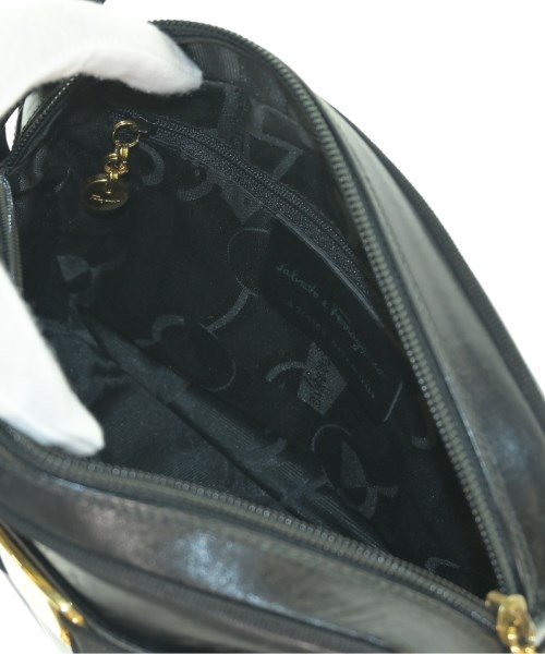Salvatore Ferragamo（サルバトーレフェラガモ）ショルダーバッグ 黒 サイズ:- レディース/2200603590337