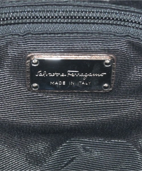 Salvatore Ferragamo（サルバトーレフェラガモ）ハンドバッグ ゴールド サイズ:- レディース/2200603590382