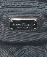 Salvatore Ferragamo（サルバトーレフェラガモ）ハンドバッグ ゴールド サイズ:- レディース/2200603590382