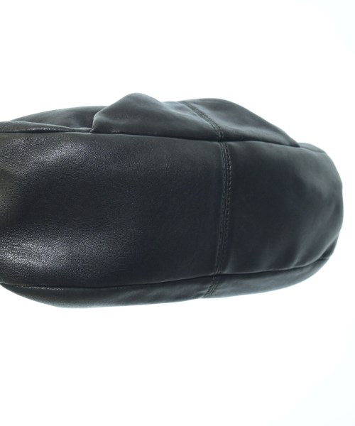 Salvatore Ferragamo（サルバトーレフェラガモ）ショルダーバッグ 黒 サイズ:- レディース/2200603591488