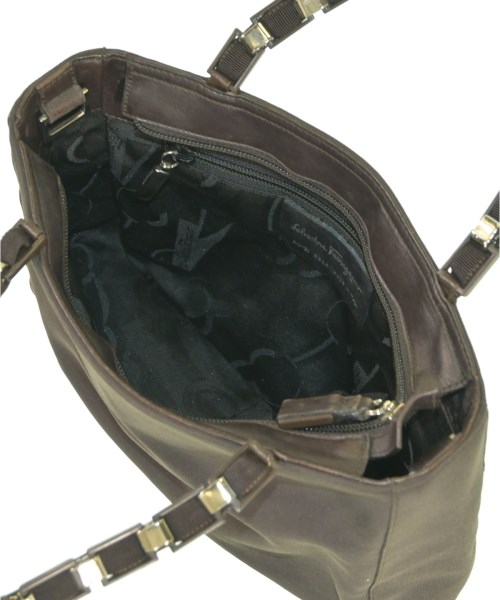 Salvatore Ferragamo（サルバトーレフェラガモ）ハンドバッグ 茶 サイズ:- レディース/2200603591600
