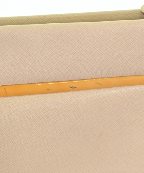 Salvatore Ferragamo（サルバトーレフェラガモ）ショルダーバッグ ベージュ サイズ:- レディース/2200603591631