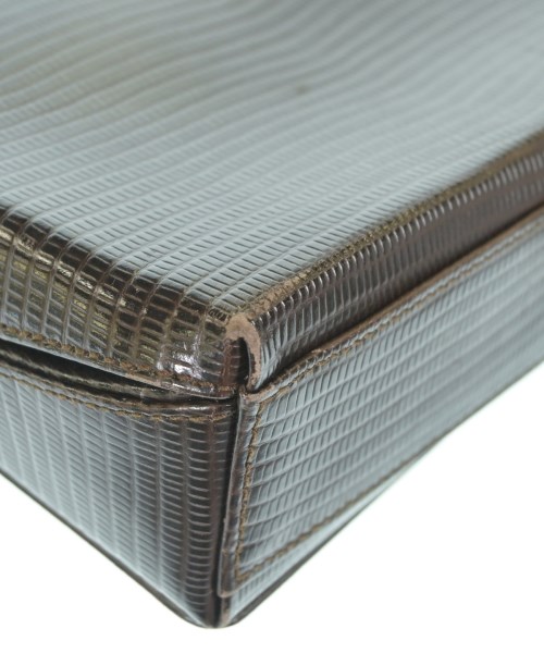 Salvatore Ferragamo（サルバトーレフェラガモ）ショルダーバッグ 茶 サイズ:- レディース/2200603591709