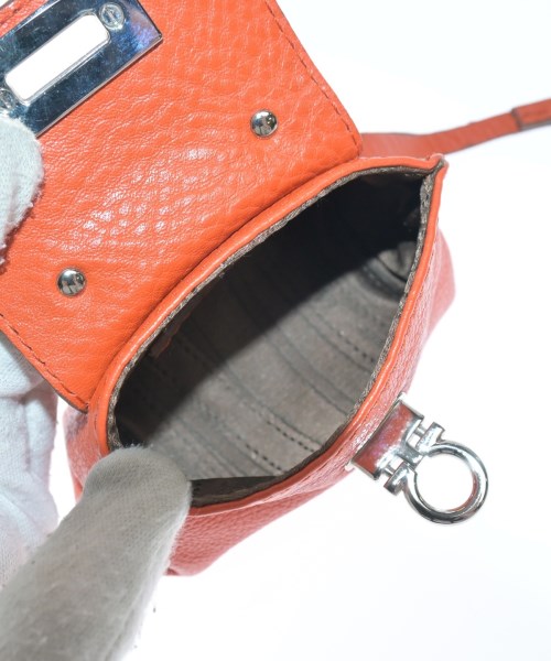 Salvatore Ferragamo（サルバトーレフェラガモ）ポーチ オレンジ サイズ:- レディース/2200603591969