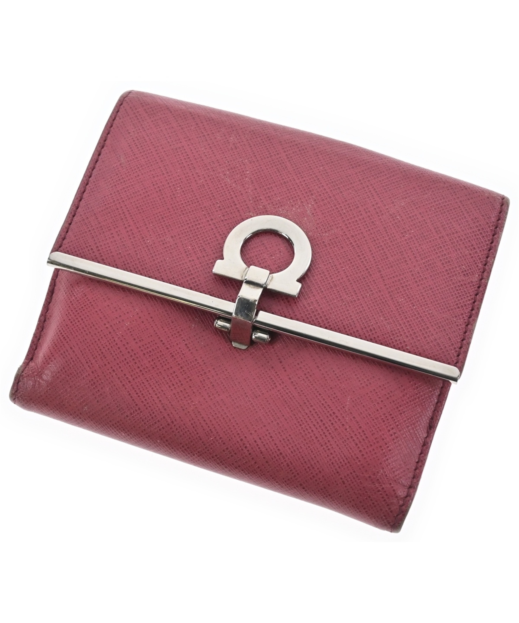 【美品❗️】フェラガモ　財布　FERRAGAMO ケース　ピンク財布 フェラガモのスモール財布】ピンクで開運！三つ折りタイプで使いやすさ