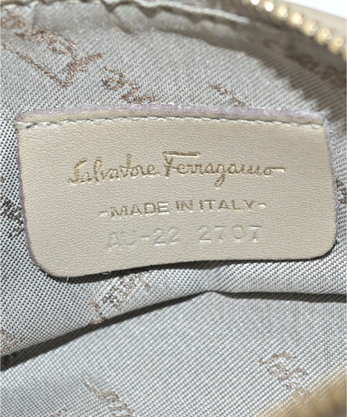 Salvatore Ferragamo（サルバトーレフェラガモ）財布・コインケース ベージュ サイズ:- レディース/2200605904460