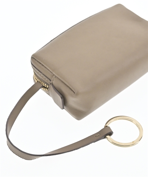 Salvatore Ferragamo（サルバトーレフェラガモ）財布・コインケース ベージュ サイズ:- レディース/2200605904460
