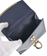 Salvatore Ferragamo（サルバトーレフェラガモ）財布・コインケース 紺 サイズ:- レディース/2200605904521