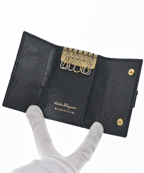 Salvatore Ferragamo（サルバトーレフェラガモ）キーケース・キーホルダー 黒 サイズ:- レディース/2200605904576