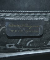 Salvatore Ferragamo（サルバトーレフェラガモ）ハンドバッグ 黒 サイズ:- レディース/2200607860856