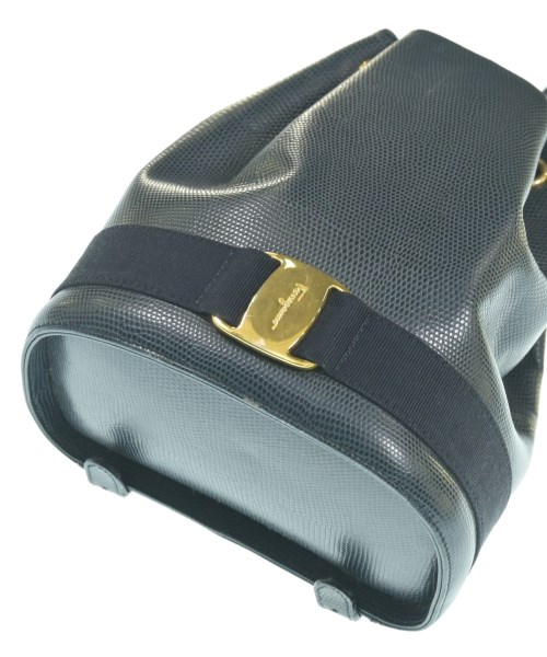 Salvatore Ferragamo（サルバトーレフェラガモ）バックパック・リュック 紺 サイズ:- レディース/2200607860924