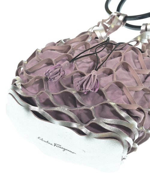 Salvatore Ferragamo（サルバトーレフェラガモ）ハンドバッグ シルバー サイズ:- レディース/2200608885063