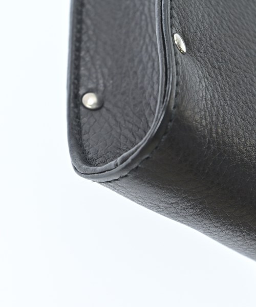 Salvatore Ferragamo（サルバトーレフェラガモ）ショルダーバッグ 黒 サイズ:- レディース/2200665963056