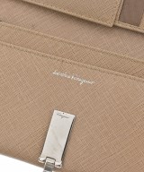Salvatore Ferragamo（サルバトーレフェラガモ）財布・コインケース ベージュ サイズ:- レディース/2200677457833