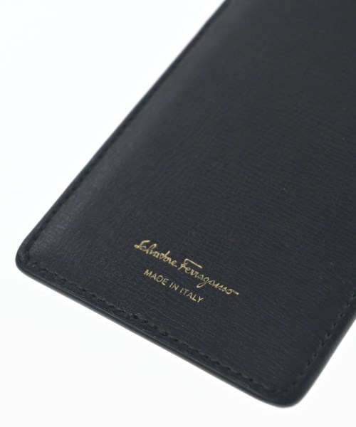 Salvatore Ferragamo（サルバトーレフェラガモ）ポーチ 黒 サイズ:- レディース/2200677458212