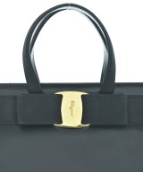 Salvatore Ferragamo（サルバトーレフェラガモ）ハンドバッグ 黒 サイズ:- レディース/2200678116524