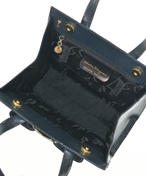 Salvatore Ferragamo（サルバトーレフェラガモ）ハンドバッグ 紺 サイズ:- レディース/2200678116531