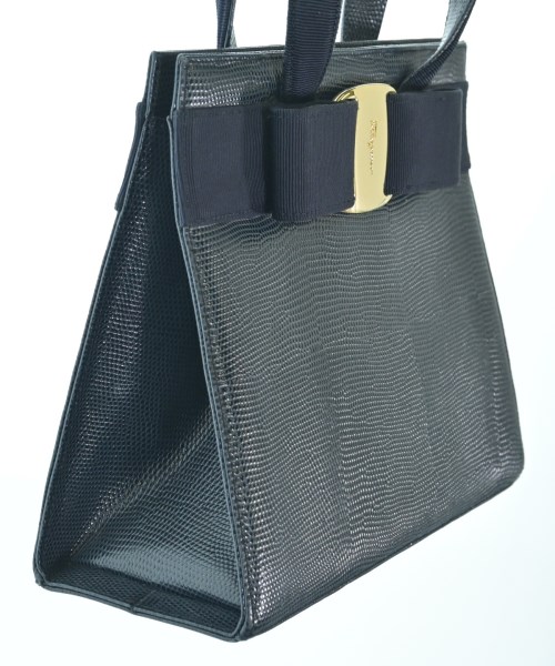 Salvatore Ferragamo（サルバトーレフェラガモ）ハンドバッグ 紺 サイズ:- レディース/2200678116531