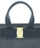 Salvatore Ferragamo（サルバトーレフェラガモ）ハンドバッグ 紺 サイズ:- レディース/2200678116531