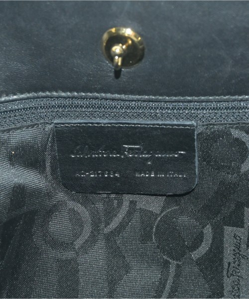 Salvatore Ferragamo（サルバトーレフェラガモ）ショルダーバッグ 黒 サイズ:- レディース/2200678263044