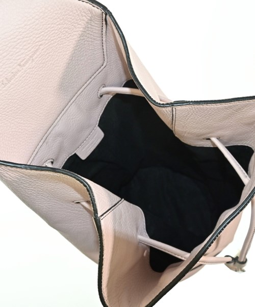 Salvatore Ferragamo（サルバトーレフェラガモ）ショルダーバッグ ピンク サイズ:- レディース/2200678373019