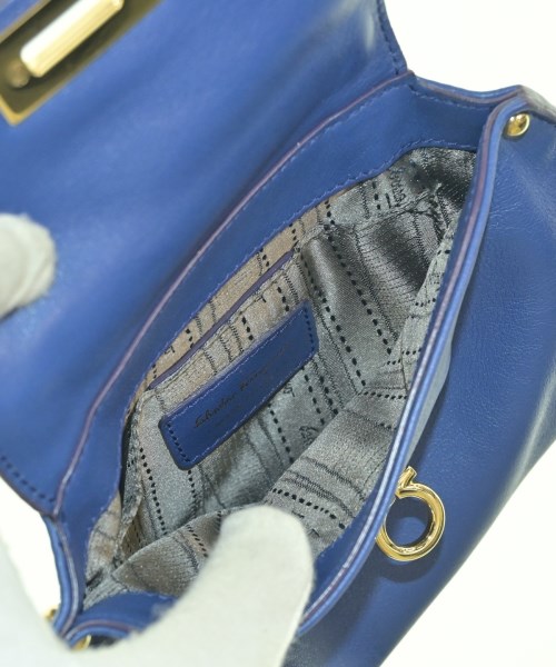 Salvatore Ferragamo（サルバトーレフェラガモ）ショルダーバッグ 青 サイズ:- レディース/2200680527080