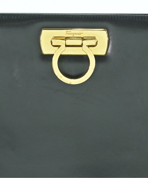 Salvatore Ferragamo（サルバトーレフェラガモ）ショルダーバッグ 黒 サイズ:- レディース/2200679916031