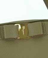Salvatore Ferragamo（サルバトーレフェラガモ）ショルダーバッグ カーキ サイズ:- レディース/2200681430198
