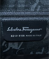 Salvatore Ferragamo（サルバトーレフェラガモ）ショルダーバッグ 黒 サイズ:- レディース/2200693935339
