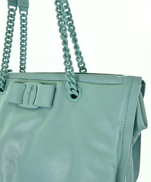 Salvatore Ferragamo（サルバトーレフェラガモ）ショルダーバッグ 青 サイズ:- レディース/2200693935537