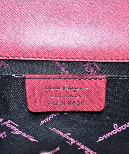 Salvatore Ferragamo（サルバトーレフェラガモ）ショルダーバッグ ピンク サイズ:- レディース/2200693935773