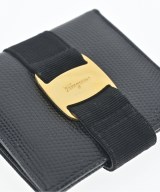 Salvatore Ferragamo（サルバトーレフェラガモ）財布・コインケース 黒 サイズ:- レディース/2200693935872